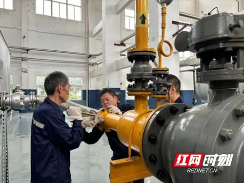 零陵卷烟厂 强化设备维护 应对高温天气保生产