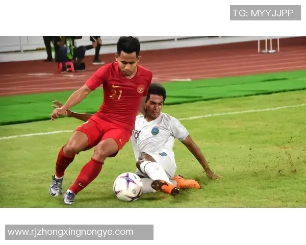 低调却惊艳的足球冷门球星盘点,他们如何打破常规赢得认可 低调却惊艳的足球冷门球星盘点,他们如何打破常规赢得认可