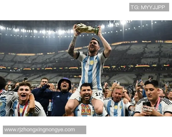 卫报评选足球百大球星榜单 全面分析球员影响力与历史地位 卫报评选足球百大球星榜单 全面分析球员影响力与历史地位